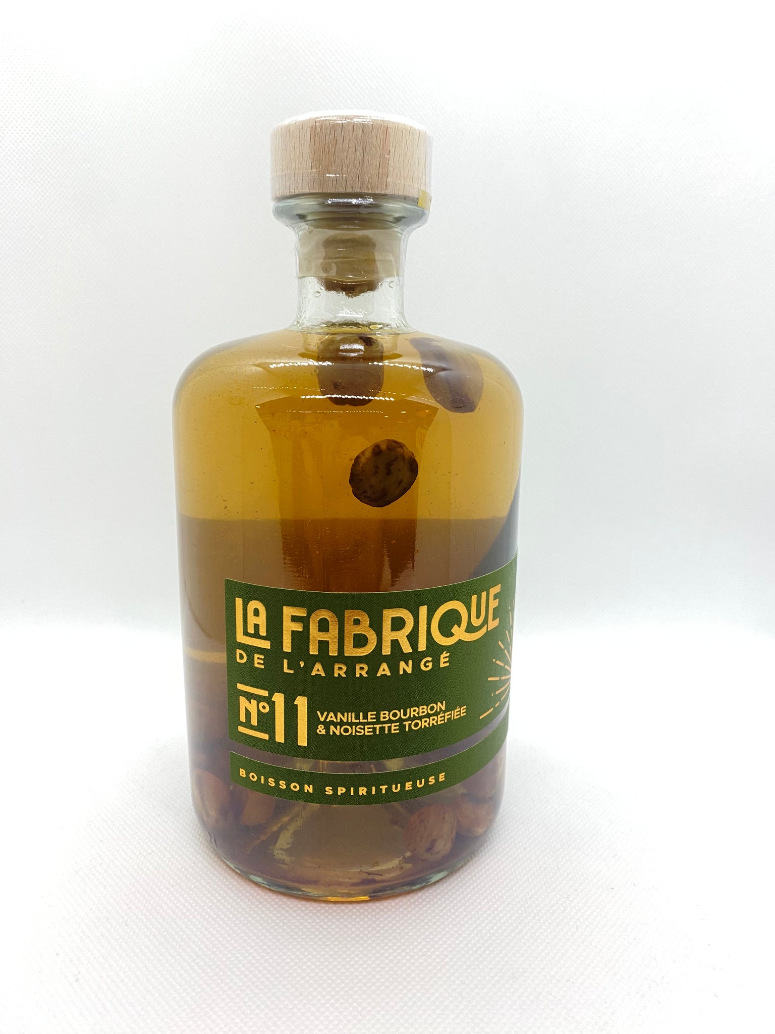 LA FABRIQUE n°11 Arranged Rum VANILLA BOURBON &amp; HAZELNUT FROM PIEDMONT 32° 70 cl 